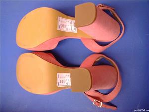 Pantofi dama noi roz Grazia din Anglia, piele intoarsa nr. 41 toc 12,5 cm - imagine 3