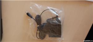 Incarcator universal de telefon cu jack 3.5