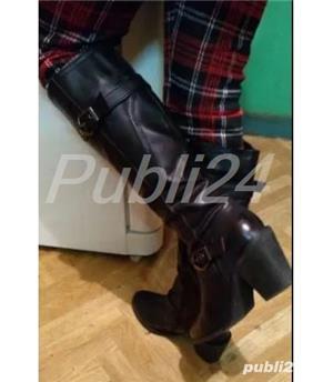 Cizme inalte cu toc comod , foarte frumoase, negre, mas. 40-41 - imagine 2