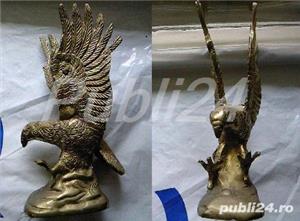 Vultur cu aripile ridicate, din alama vintage Anglia