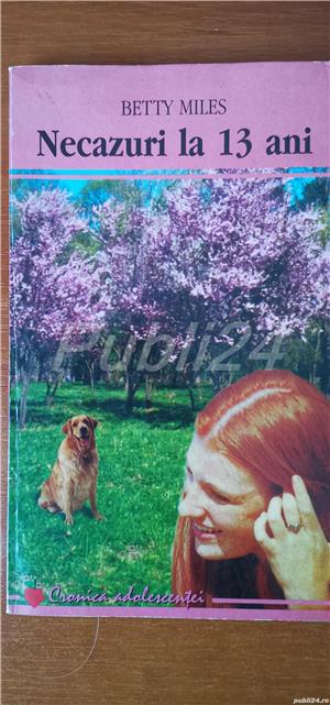 Necazuri la 13 ani de Betty Miles