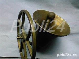 Clopotel de usa, poarta din bronz, alama cu roata de fantana, obiect vintage Anglia