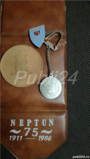 Intreprinderea Neptun Cimpina-75,insigna,breloc si medalie - imagine 4