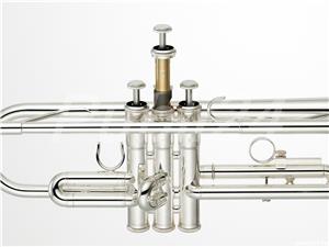 Trompeta Yamaha YTR-2330S argintiu - imagine 8