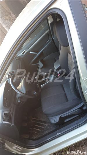 Dezmembrez Peugeot 407  - imagine 3