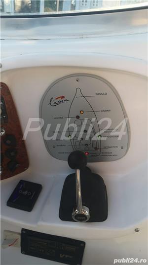 barca cu dormitor motor diesel an fabricatie 2005, inmatriculata RO,ITP,acte la zi, peridoc inm.RO  - imagine 7