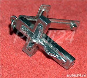 cruciuliţă cu compartiment interior + iconiţă