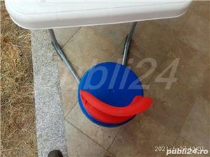 Vand birou pentru copii