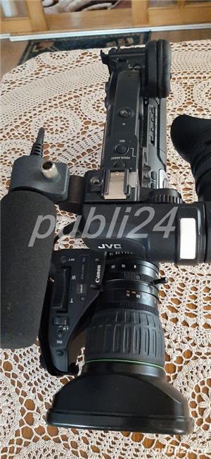 camera video profesională  - imagine 3