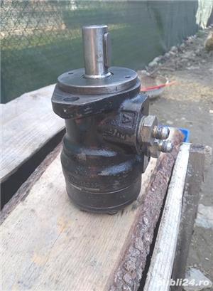 Pompa hidraulica CAT  HIDROMOTOR ROTIRE,Caseta servo directie Tractor. - imagine 4