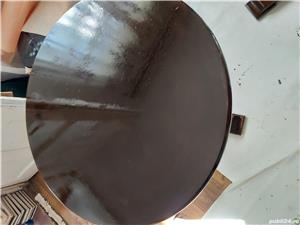 Recondiționat și restaurat mobilier din lemn