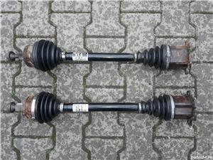 Dezmembrez AUDI A4 B6, berlina, motor 2.0(1984cmc) ALT, Benzina 130 CP, 2001,CVM 5 tr, Argintiu LY7W - imagine 8