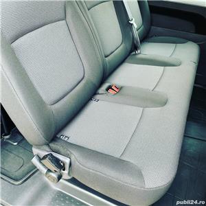 Curatare tapiterii auto detailing auto  - imagine 5