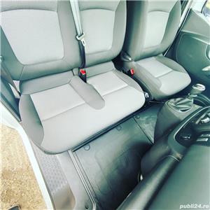 Curatare tapiterii auto detailing auto  - imagine 3