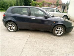Alfa romeo Alfa 147  - imagine 2