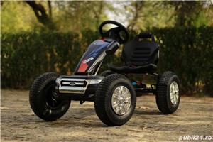 Kinderauto GO Kart cu pedale de la FORD 