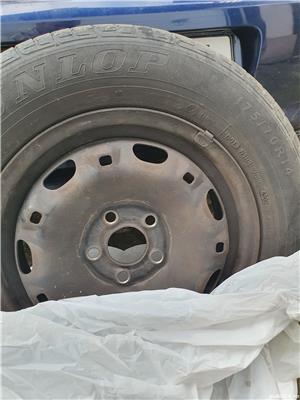 Vand 4 cauciucuri+ 4 jante pt VW Polo 6 in stare foarte buna