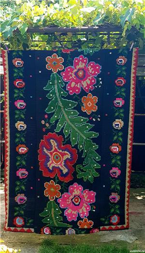 Macat lana ( covertura, patura, covor, carpeta )  - imagine 3