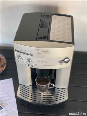 Expresor/Espressor Aparat cafea Delonghi Magnifica Esam3200.B