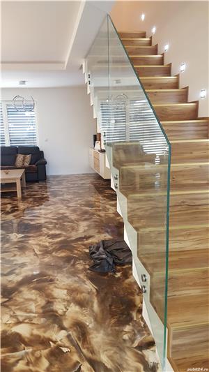 Balustrada cu sticla securizata cu prindere in conectori