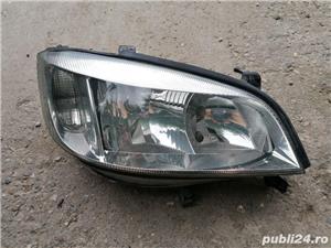 Far dreapta Opel zafira A  - imagine 8