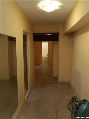 vand apartament 3 camere decomandat,sector 6,balcon 16mp,et3 10,centrala,85mp, - imagine 5