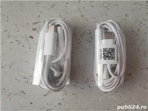 Căști originale cu mufă tip C