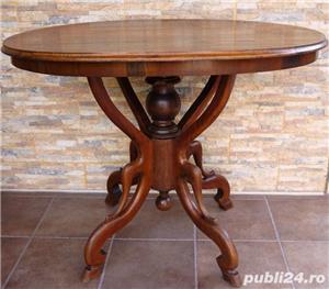 Mobilă stil - masă Art Nouveau