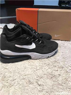 Nike Air Max React 270 - imagine 8