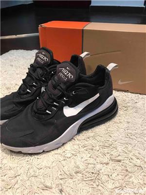 Nike Air Max React 270 - imagine 9