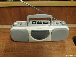 Radiocasetofoane portabile pescuit camping iarba verde Sony VEF Philips - imagine 1