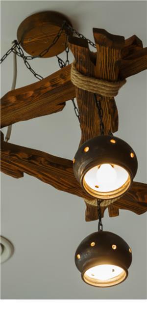 Lustre din lemn, rustice.
