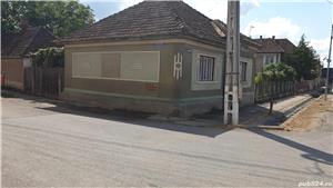 Ultracentral  la Halmeu  Casa de vanzare  pe colt de intre  strada principala si uzineiprincipala  - imagine 3