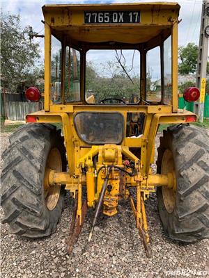 Renault 652 - imagine 5