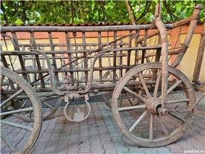 Căruță foarte veche de peste 180 ani - imagine 5