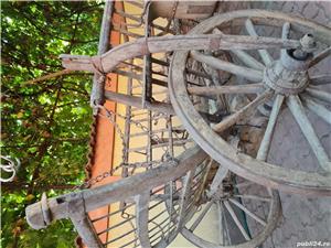 Căruță foarte veche de peste 180 ani - imagine 7