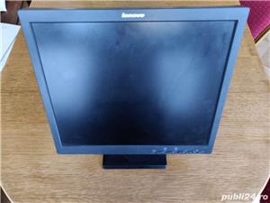 Display , monitor profesional LENOVO , display PC , 18 inch