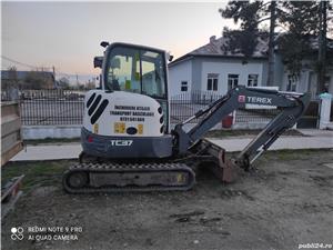 Închiriez buldoexcavator, miniexcavator 3.5t, basculantă 6x4 - imagine 9