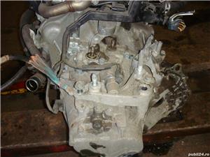 Cutie viteze manuala HONDA CIVIC 2.2 d 2008 