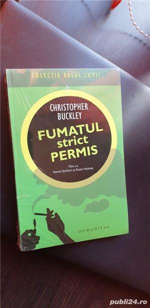 Carte "Fumatul strict permis"