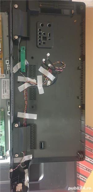 Dezmembrez smart tv Philips 43pfs5803 12 - imagine 6