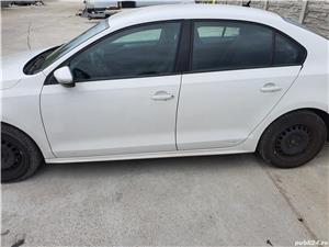 Geam usa VW JETTA stanga spate  - imagine 2