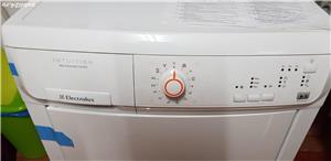 Uscator rufe Electrolux , gama Intuition ,  EDC  66150w , nou (nefolosit) - imagine 2