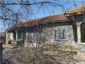 Vând casă și curte - imagine 5