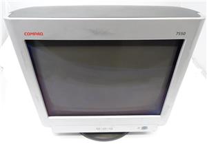 Monitor CRT vechi flat Compaq 17'' inch 7550