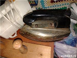 Fier de calcat vechi