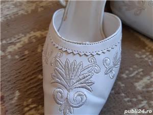 Pantofi albi dama - marimea 37 - imagine 3