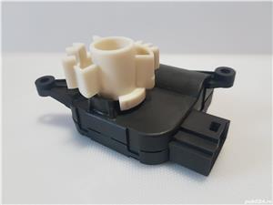 Motoraș actuator servomotoraș climă manuală VW Passat, Golf, Touran - imagine 8