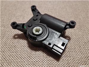 Servomotoraș, motoraș, actuator climă 5Q0907511L V70, V425, V426, V428, VW Passat B6, B7, Golf 6, 7. - imagine 8