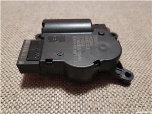 Servomotoraș, motoraș, actuator climă 5Q0907511L V70, V425, V426, V428, VW Passat B6, B7, Golf 6, 7. - imagine 6